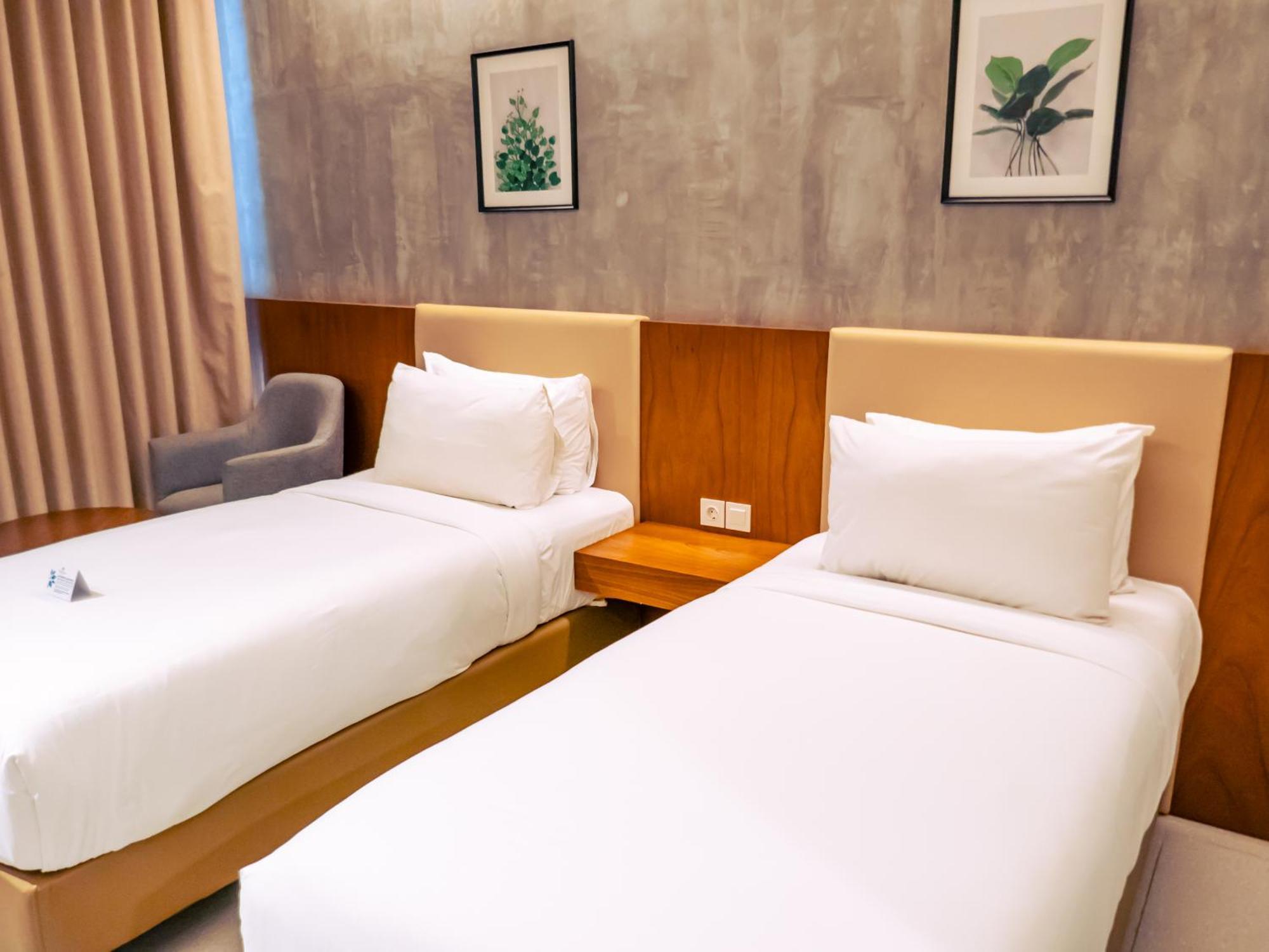 Kambaniru Beach Hotel And Resort Waingapu Kültér fotó