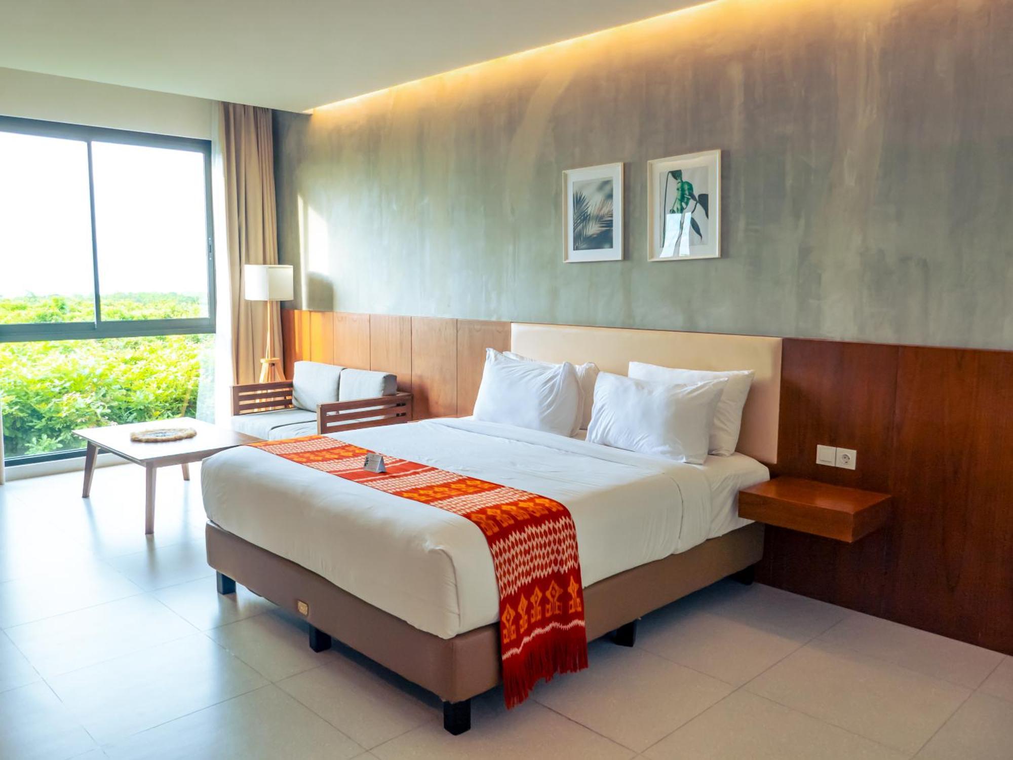 Kambaniru Beach Hotel And Resort Waingapu Kültér fotó